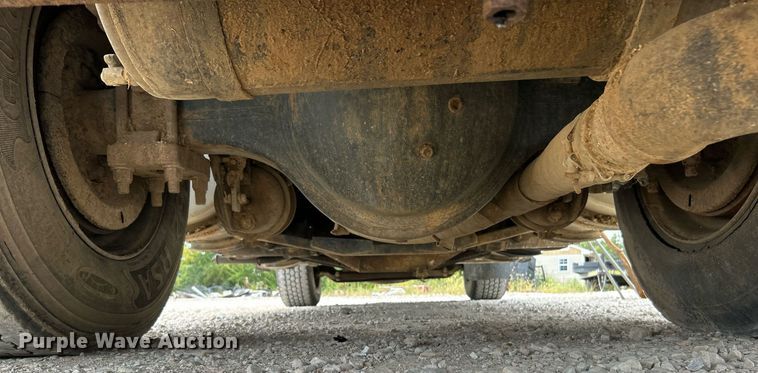 image for item EK3326 1997 International  4900 sewer jetter truck