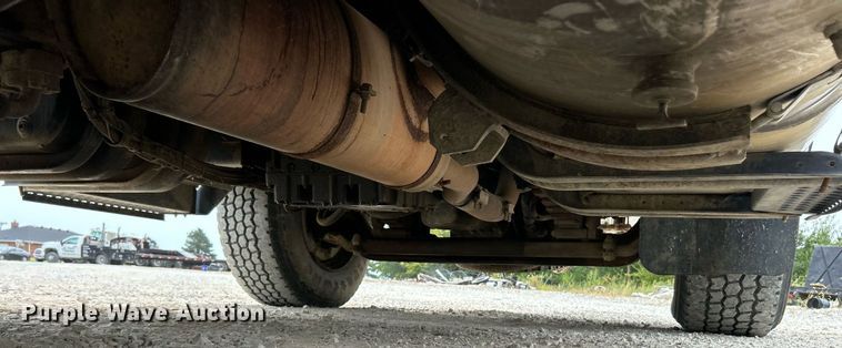 image for item EK3326 1997 International  4900 sewer jetter truck