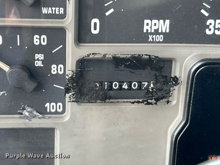 image for item EK3326 1997 International  4900 sewer jetter truck