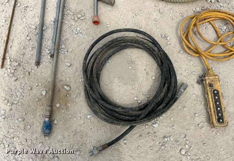 image for item EK3326 1997 International  4900 sewer jetter truck