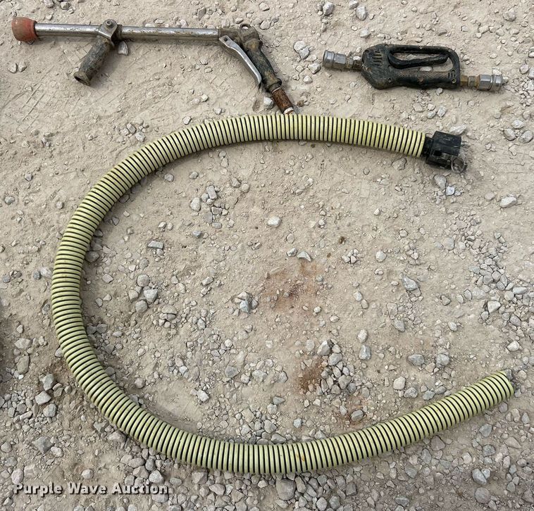 image for item EK3326 1997 International  4900 sewer jetter truck