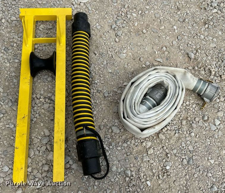 image for item EK3326 1997 International  4900 sewer jetter truck