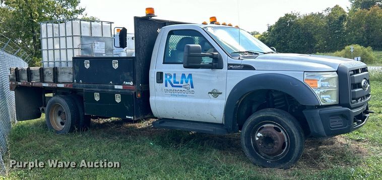 image for item EK3364 2013 Ford F450 Super Duty XL flatbed truck