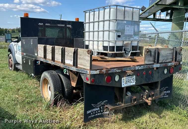 image for item EK3364 2013 Ford F450 Super Duty XL flatbed truck