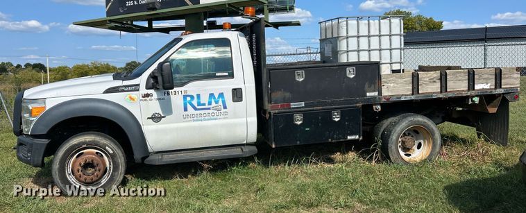 image for item EK3364 2013 Ford F450 Super Duty XL flatbed truck