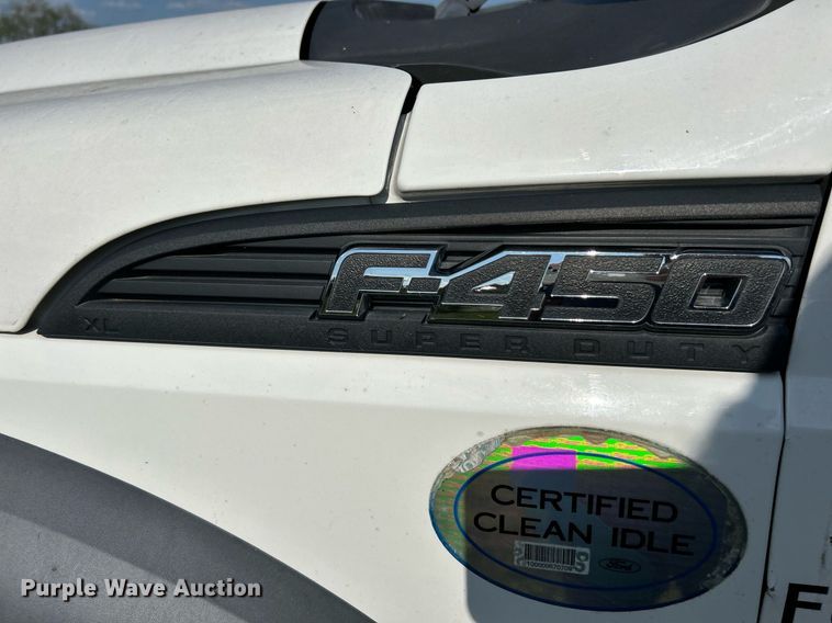 image for item EK3364 2013 Ford F450 Super Duty XL flatbed truck