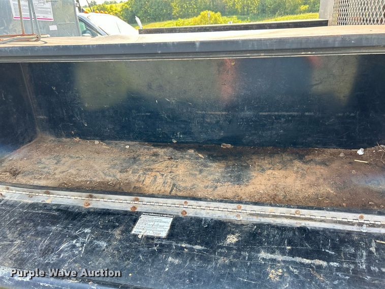 image for item EK3364 2013 Ford F450 Super Duty XL flatbed truck