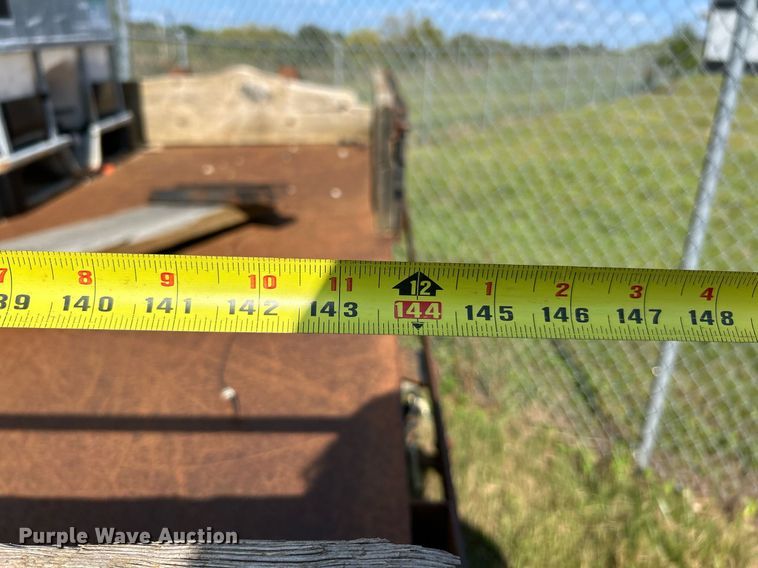 image for item EK3364 2013 Ford F450 Super Duty XL flatbed truck