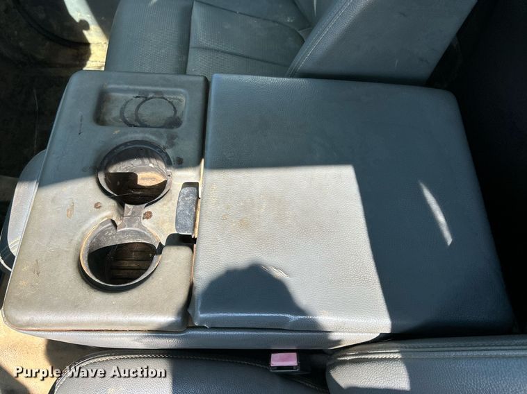 image for item EK3364 2013 Ford F450 Super Duty XL flatbed truck