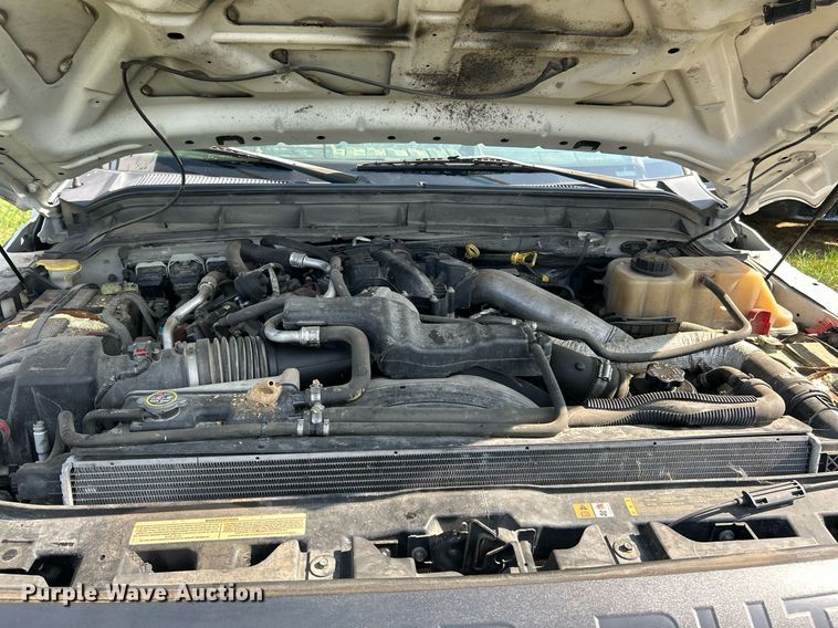 image for item EK3364 2013 Ford F450 Super Duty XL flatbed truck