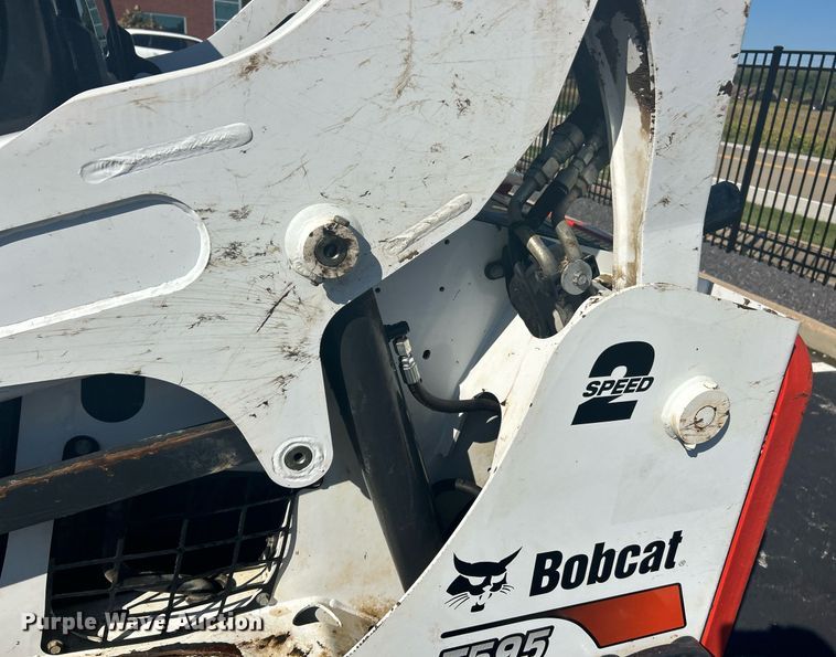 image for item EK3417 2019 Bobcat T595 tracked skid steer loader