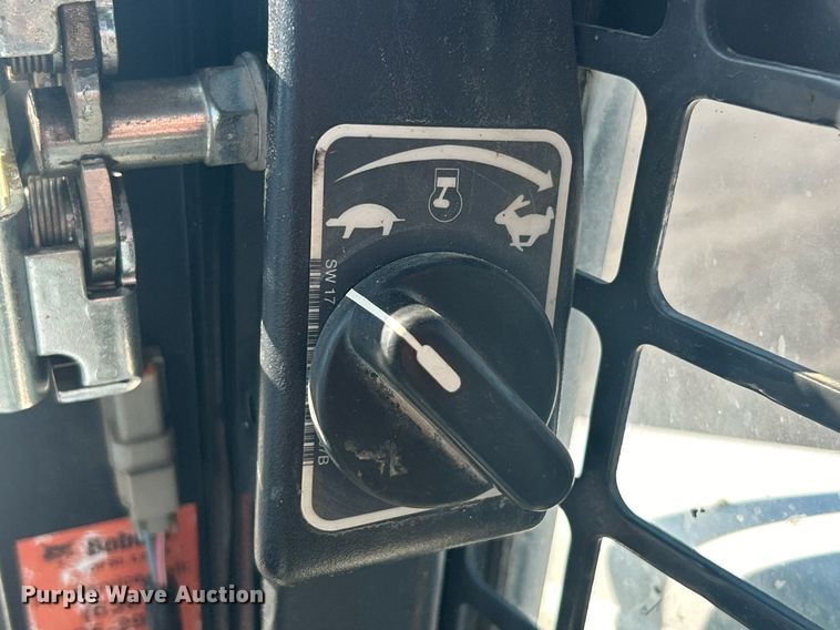 image for item EK3417 2019 Bobcat T595 tracked skid steer loader