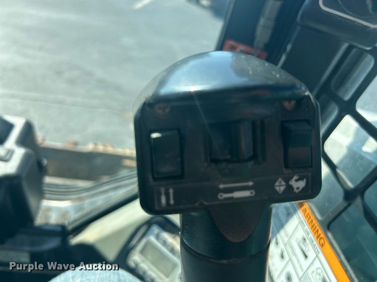 image for item EK3417 2019 Bobcat T595 tracked skid steer loader