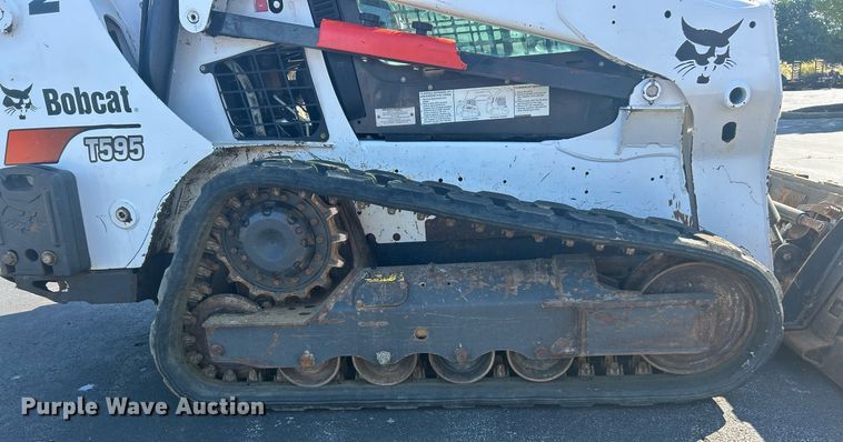image for item EK3417 2019 Bobcat T595 tracked skid steer loader