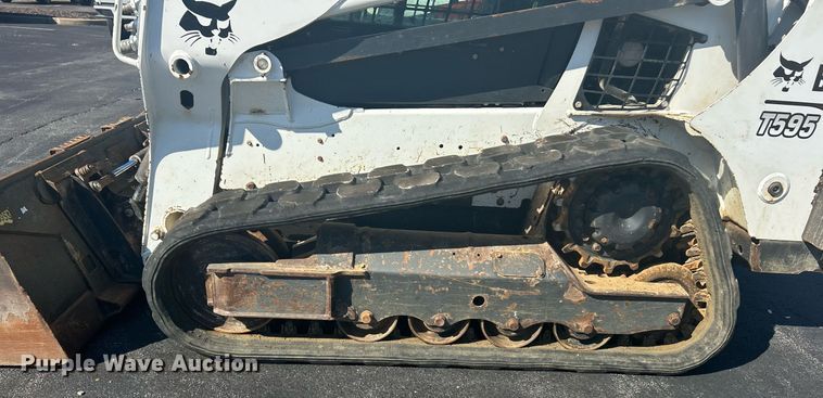 image for item EK3417 2019 Bobcat T595 tracked skid steer loader