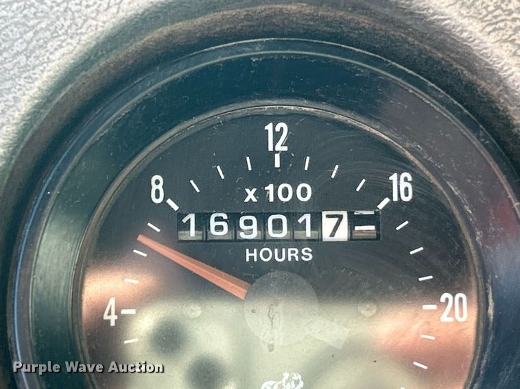 image for item EK3428 2000 Mack RD688S roll-off container truck