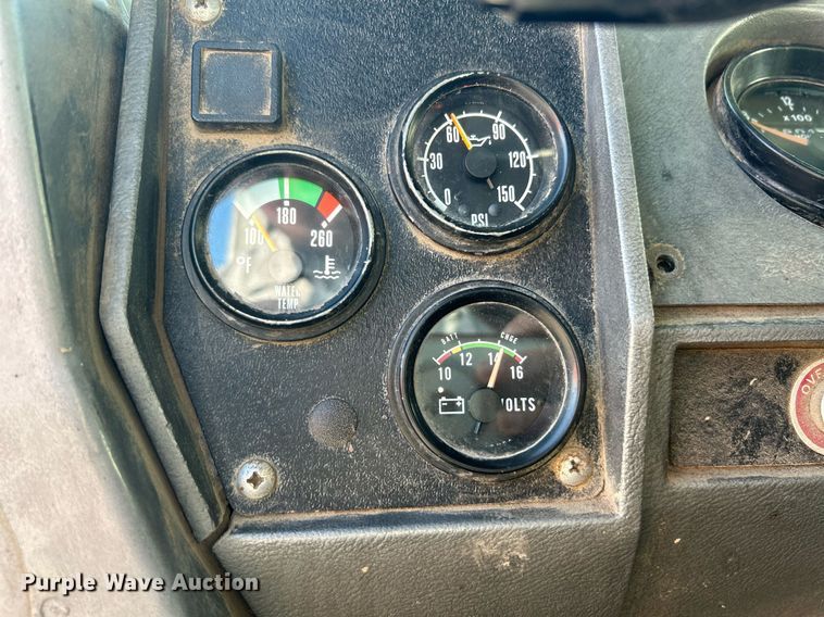 image for item EK3428 2000 Mack RD688S roll-off container truck