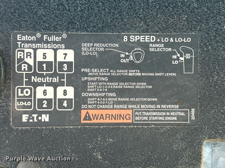 image for item EK3428 2000 Mack RD688S roll-off container truck