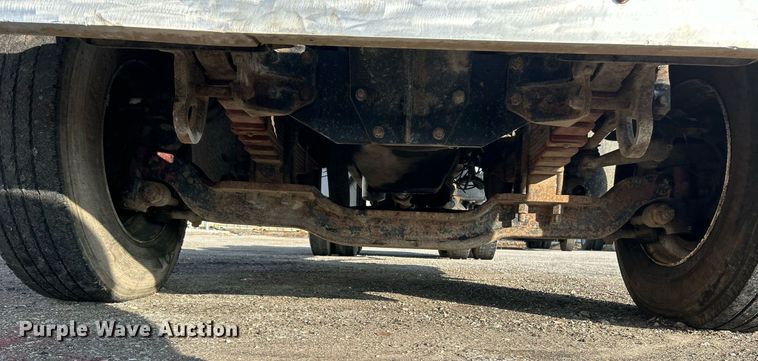 image for item EK3428 2000 Mack RD688S roll-off container truck