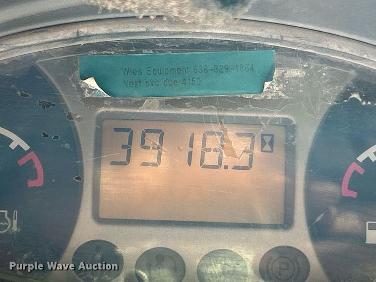 image for item EK3440 2011 Bobcat T180 tracked skid steer loader