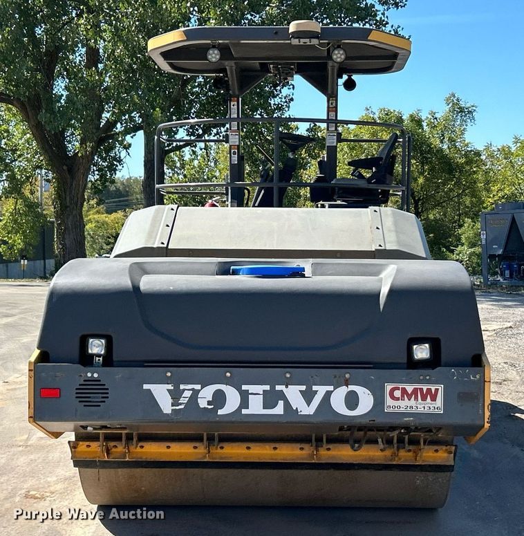 image for item EK3443 2017 Volvo DD120C double drum vibratory roller