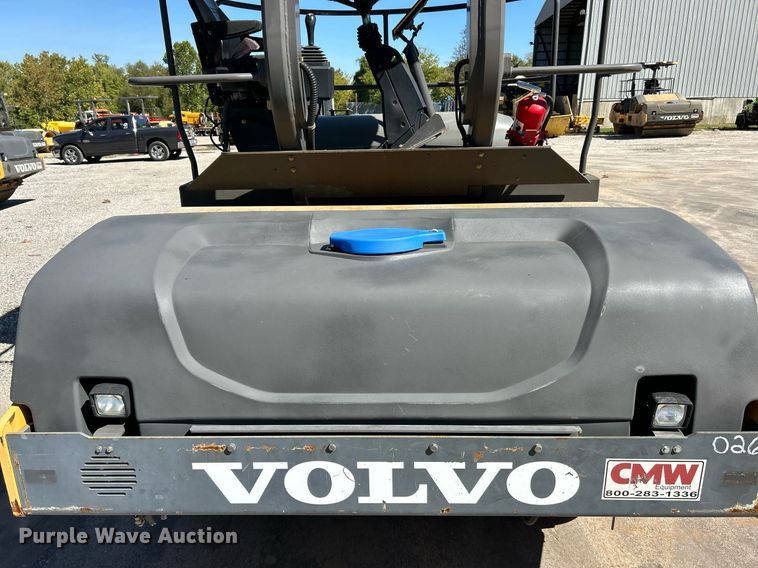 image for item EK3443 2017 Volvo DD120C double drum vibratory roller