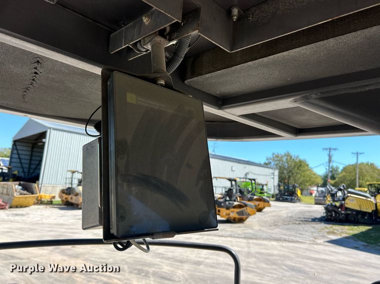 image for item EK3443 2017 Volvo DD120C double drum vibratory roller