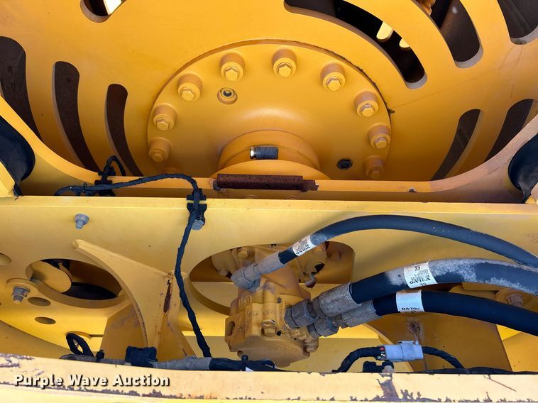 image for item EK3443 2017 Volvo DD120C double drum vibratory roller