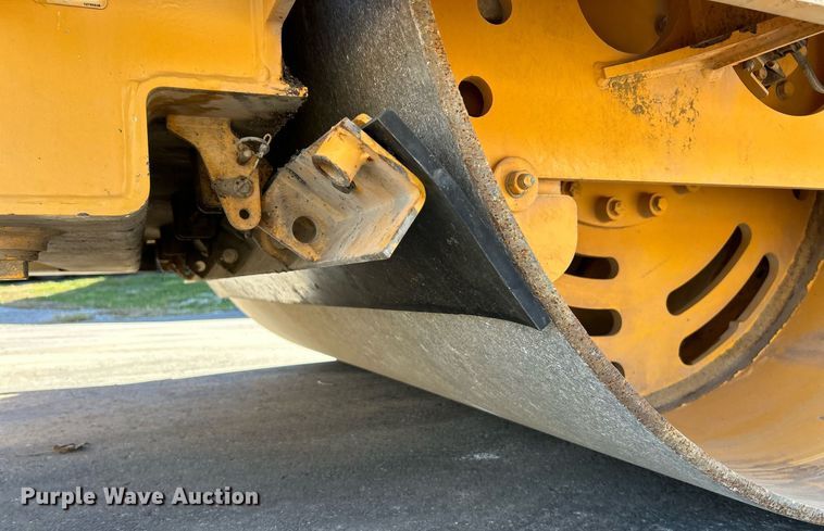 image for item EK3444 2017 Volvo DD120C double drum vibratory roller