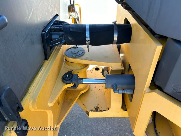 image for item EK3445 2017 Volvo DD120C double drum vibratory roller