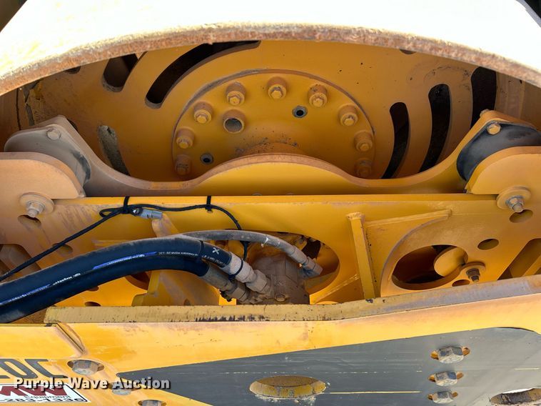 image for item EK3445 2017 Volvo DD120C double drum vibratory roller