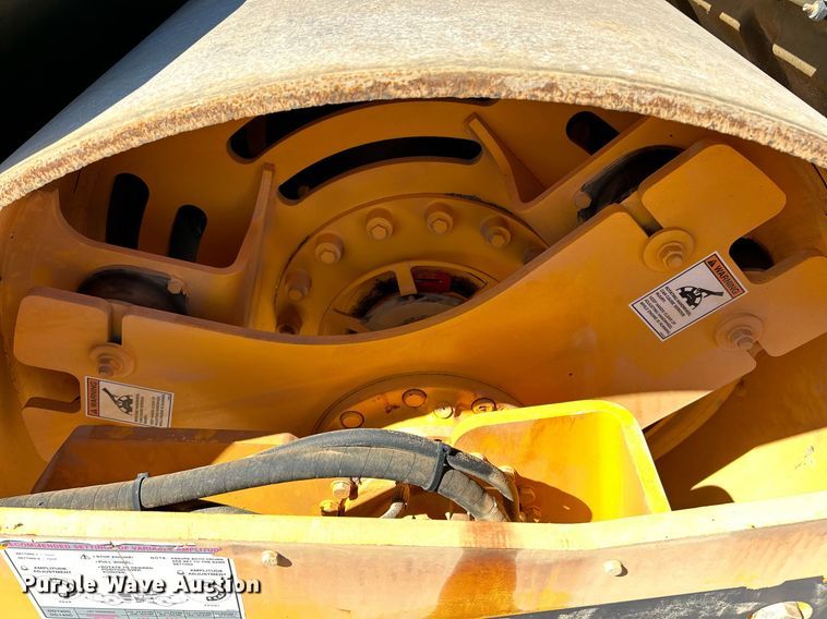 image for item EK3445 2017 Volvo DD120C double drum vibratory roller