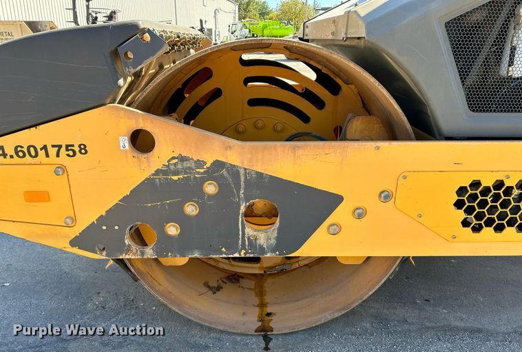 image for item EK3445 2017 Volvo DD120C double drum vibratory roller