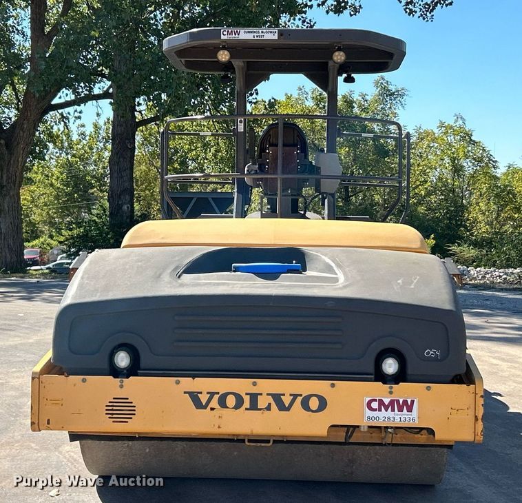 image for item EK3446 2016 Volvo DD140 double drum vibratory roller