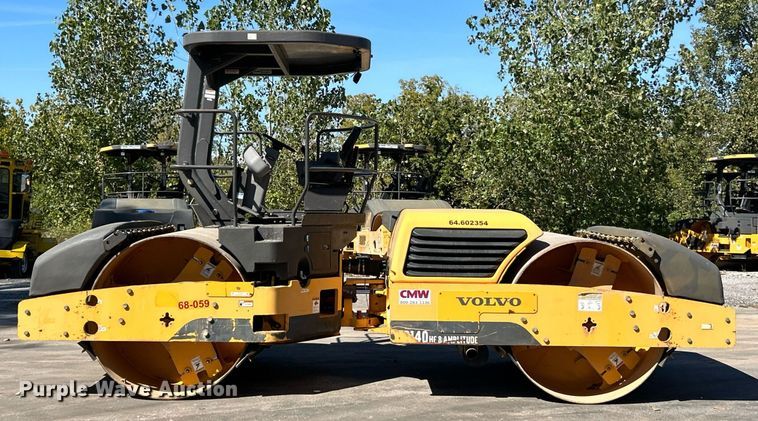 image for item EK3446 2016 Volvo DD140 double drum vibratory roller