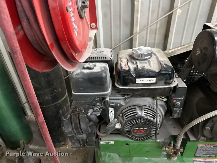 image for item EN0010 John Deere  AC2-20GHS air compressor
