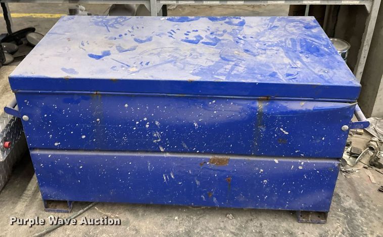 image for item EN0012 (5) toolboxes