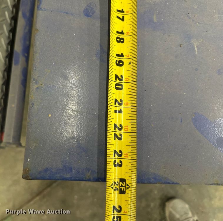 image for item EN0012 (5) toolboxes