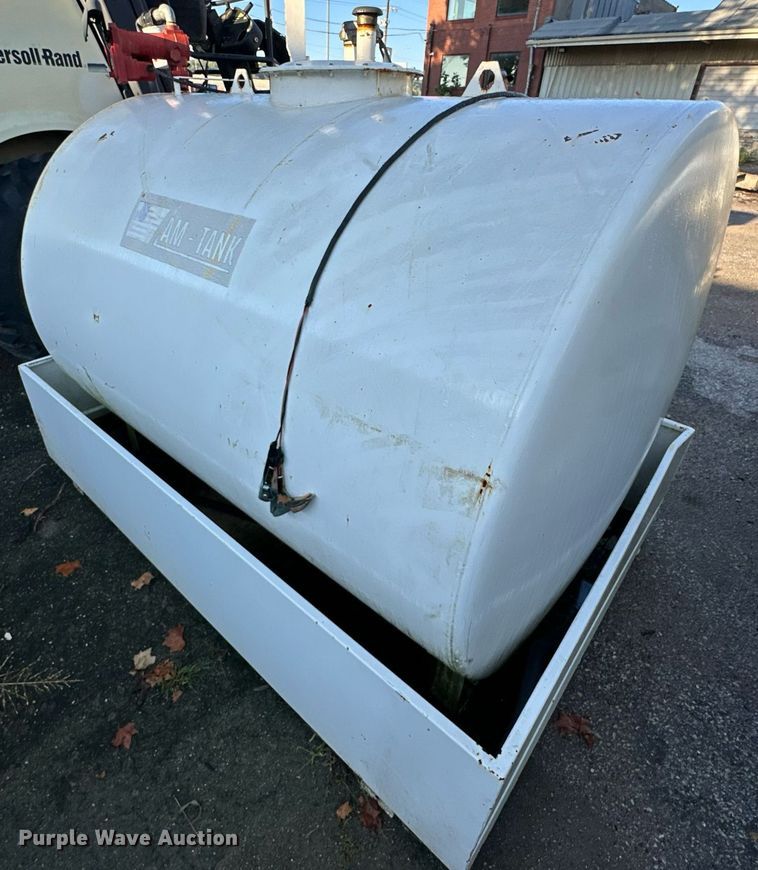 image for item EN0013 2019 Am-Tank 800 fuel tank 