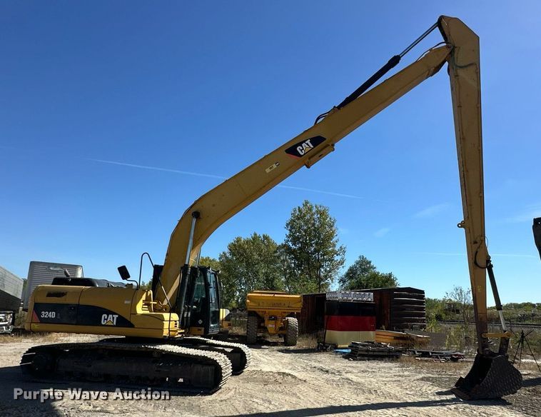 image for item EN0024 2010 Caterpillar  324DL long reach excavator
