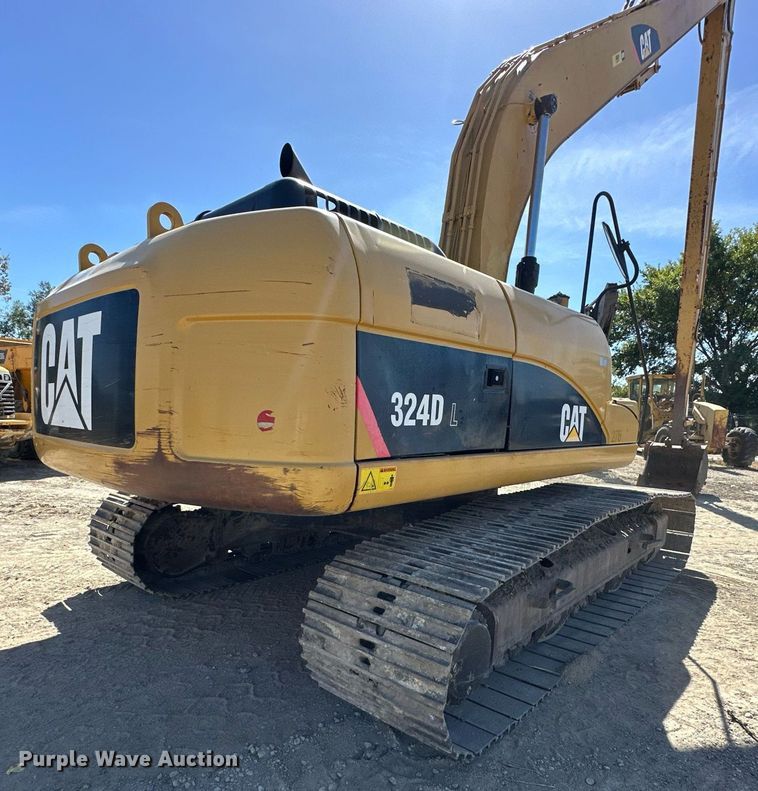 image for item EN0024 2010 Caterpillar  324DL long reach excavator