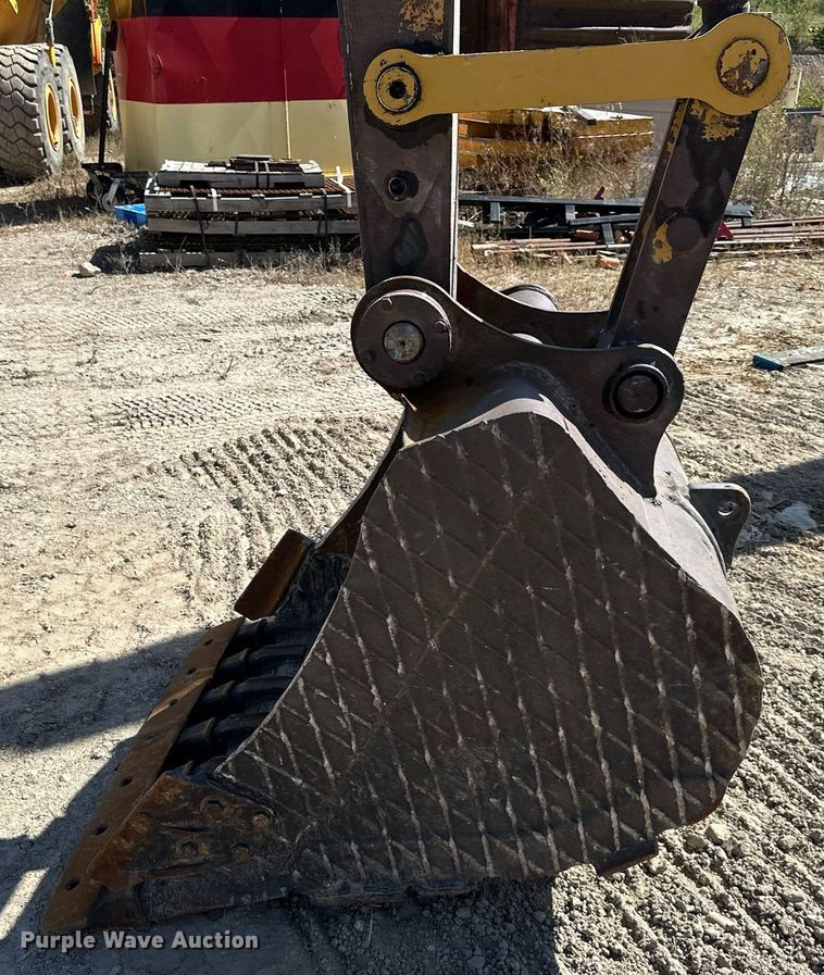 image for item EN0024 2010 Caterpillar  324DL long reach excavator