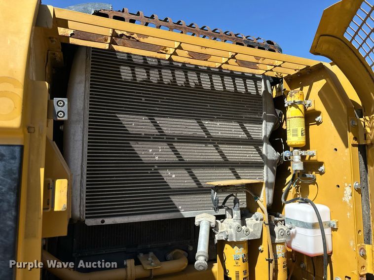 image for item EN0024 2010 Caterpillar  324DL long reach excavator