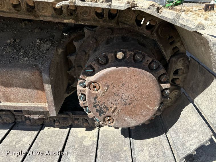 image for item EN0024 2010 Caterpillar  324DL long reach excavator