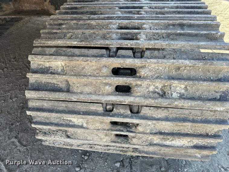 image for item EN0024 2010 Caterpillar  324DL long reach excavator