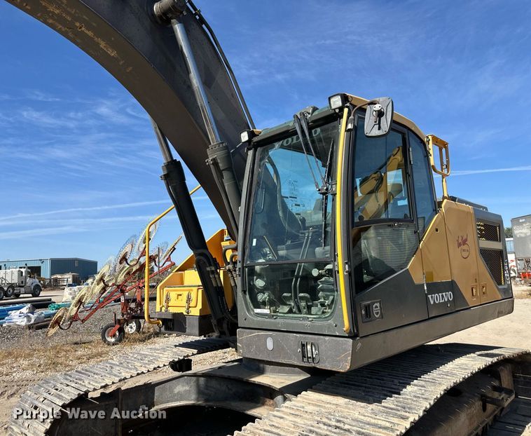 image for item EN0025 2015 Volvo EC250EL excavator