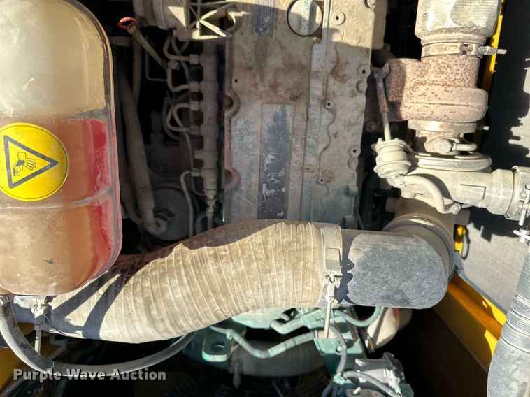 image for item EN0025 2015 Volvo EC250EL excavator