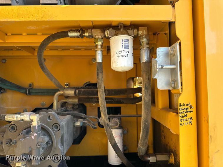 image for item EN0025 2015 Volvo EC250EL excavator