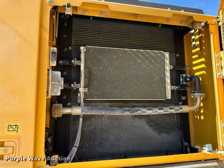 image for item EN0025 2015 Volvo EC250EL excavator