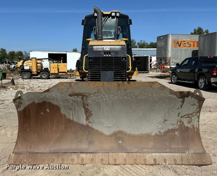 image for item EN0026 2013 Caterpillar  D6K2 XL dozer